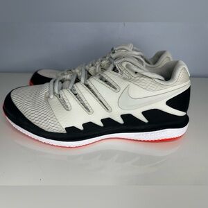 Nike Tennis Court Air Zoom Vapor X Light Bone Men's 9 / W 10.5